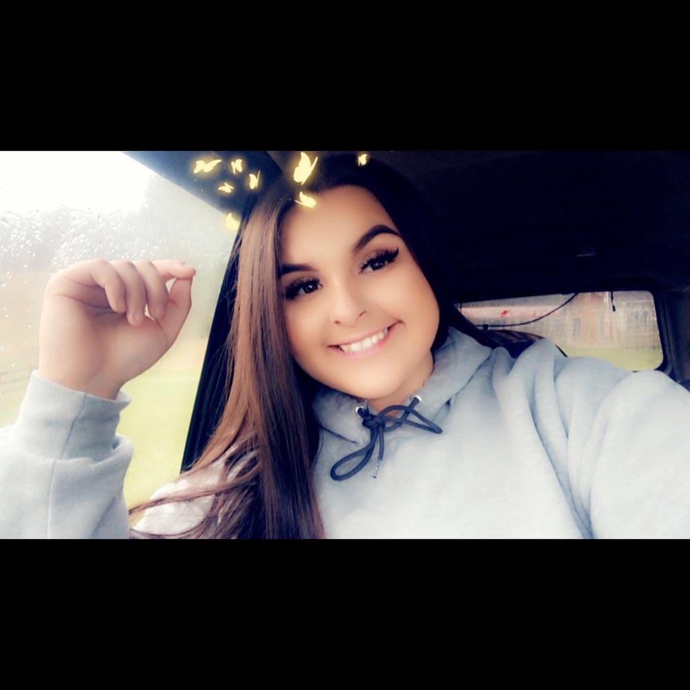 Meet your Posher, Faith